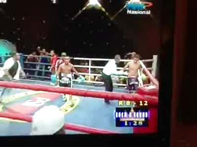 Shocking Video shows 17 year old Boxer Tubagus Sakti Collapse in the Ring and Die from a Brain Hemorrhage