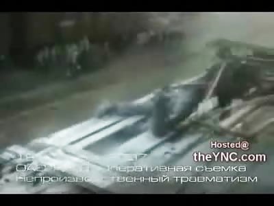 COOL OFF: Russian Teen FRIED on top of Train from Trainsurfing 