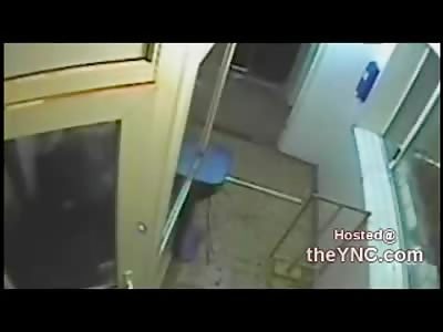 Knife Wielding Muslim Extremest Stabs the Fuck out of Russian Police Officers in Police Station