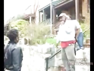 Epic Ghetto Dad attempts to Stop his Daughters from Brawling in the Street