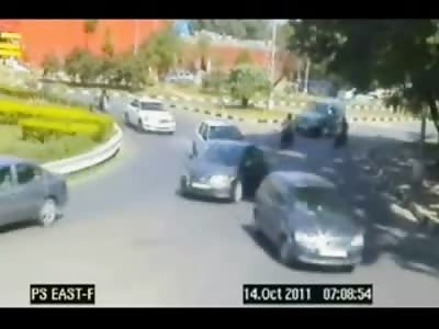 Biker gets on the Hood of a Car then Trampled to Death at Intersection (Watch Slow Motion)