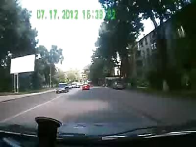 World's Stupidest Dad almost Kills His Two Young Children