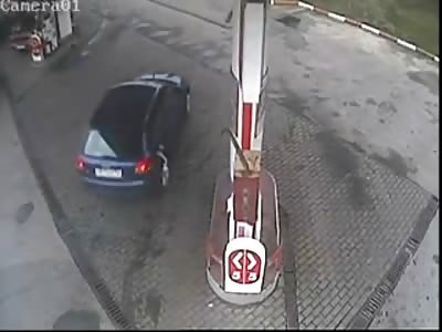 Female Driver has Epic Gas Station Fail