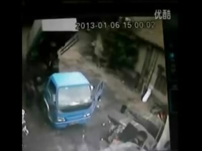 Mechanic Killed standing in a Very Very Unsafe Place