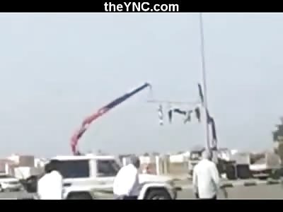 What you Might See on your Way to Work in Yemen (5 Men Hanged like Laundry Shirts)