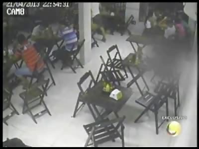 Man has his Brains Blown Out inside Restaurant all Caught on Camera