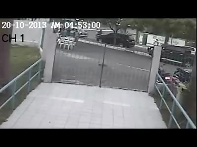 CCTV captures Mans Brutal Point Blank Murder in the Street outside Gate