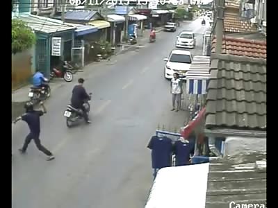 Violent Motorcycle Gang lays a Quick Beating and runs over Man with Motorcycle....