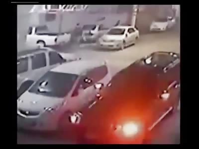 Thai Hitman in Action..Casually walks up to Black SUV and Empties Pistol into Head of Passenger