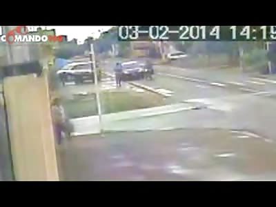 Man is Brutally Gunned Down and Executed ..Caught on CCTV
