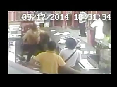 Fight at a Fast Food Restaurant Turns Bloody When Drunken Girl Fights Cashier on St. Paddy's Day