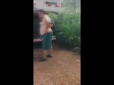 Truck Driver Beats a Fat Truck Driver for Driving Drunk and Steals His Keys 