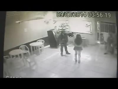 Man pulls Gun and Calmly Executes 2 Men in a Bar in Front of Females