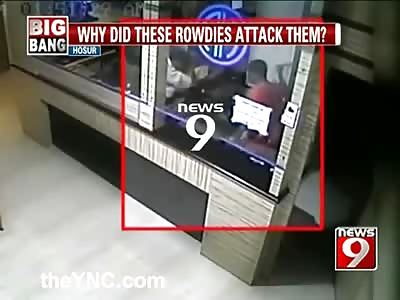 Psychopathic Man Attacks a Hospital Pharmacy with a Sword