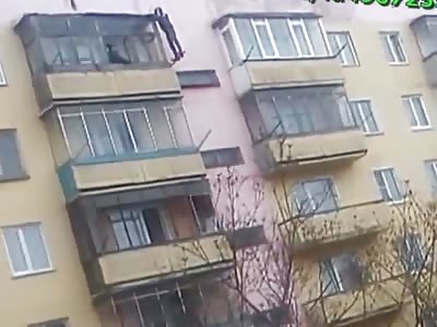 Incredible Suicide Shows Guy Literally Lands on Top of an Ambulance after Jumping