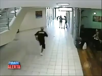 Thief breaking  the face in Brazil