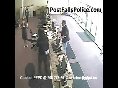 How a One-Man Bank Robbery Goes Down. In and Out in 60 Seconds.