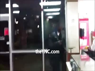 Random Crackhead Jumps in Fight at McDonalds - FUCKING HALARIOUS!