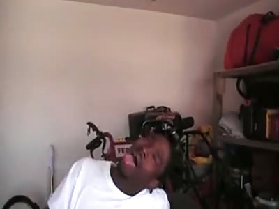 TROLLolololo Black Guy Almost Dies after Eating 4 Habanero Peppers for $20