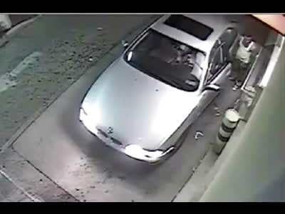 Man Brutally Attacked with a Baseball Bat at a Fast food Drive Thru