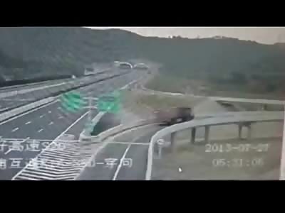 Truck Overturns on Exit Ramp Throwing Truckers Wife from Cabin (Aftermath Included)