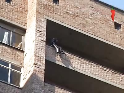 16 yo boy jumps off the balcony