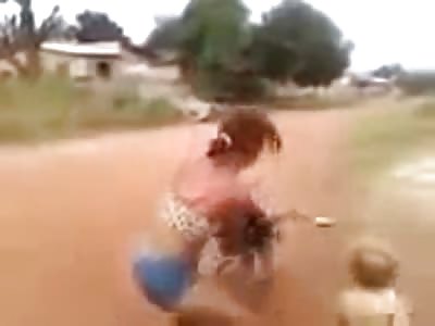 *BRAZIL* Girl OBLITERATED by another in this brutal fight