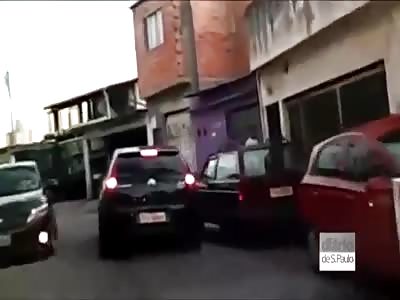 MINOR STEALS CAR AND INVADES A HOUSE IN 'FAVELA'