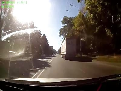 *BRUTAL* The driver of the Lada was killed while trying to Overtake.
