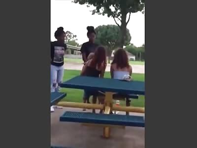 Girl wants to fight other girl while she\'s holding her baby