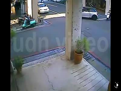 Two 15 year old Girls on a Scooter Hits a Car 