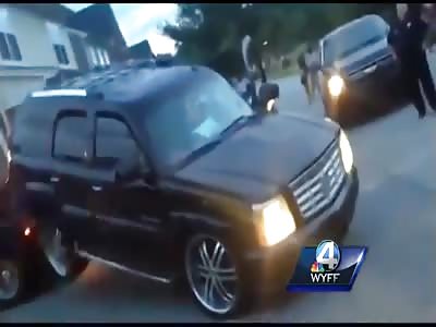 Crazy she-black trashes car being repossessed