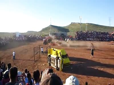 CHIHUAHUA, Mexico Monster truck Horrible accident Raw Footage