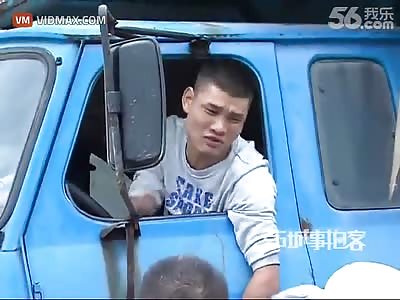 Chinese police bust a truck driver for driving with no hands, literally.