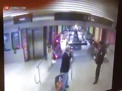 CCTV catches Chicago O'Hare train derailment and man is it crazy